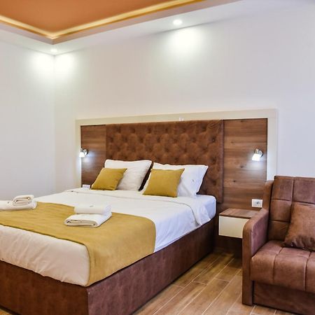 Heaven Lux Ulcinj Otel Dış mekan fotoğraf