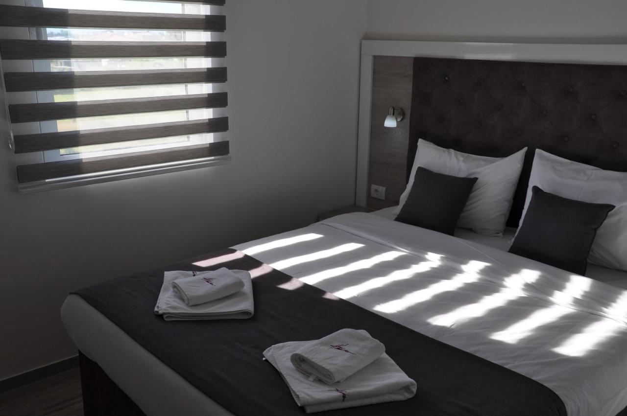Heaven Lux Ulcinj Otel Dış mekan fotoğraf
