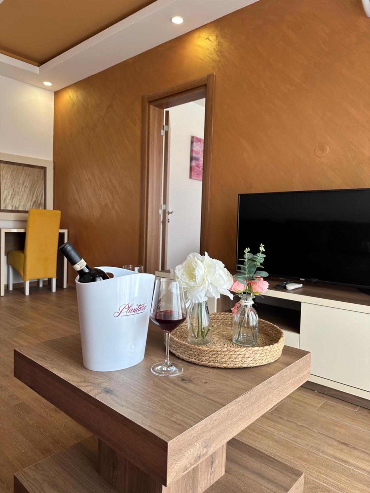 Heaven Lux Ulcinj Otel Dış mekan fotoğraf