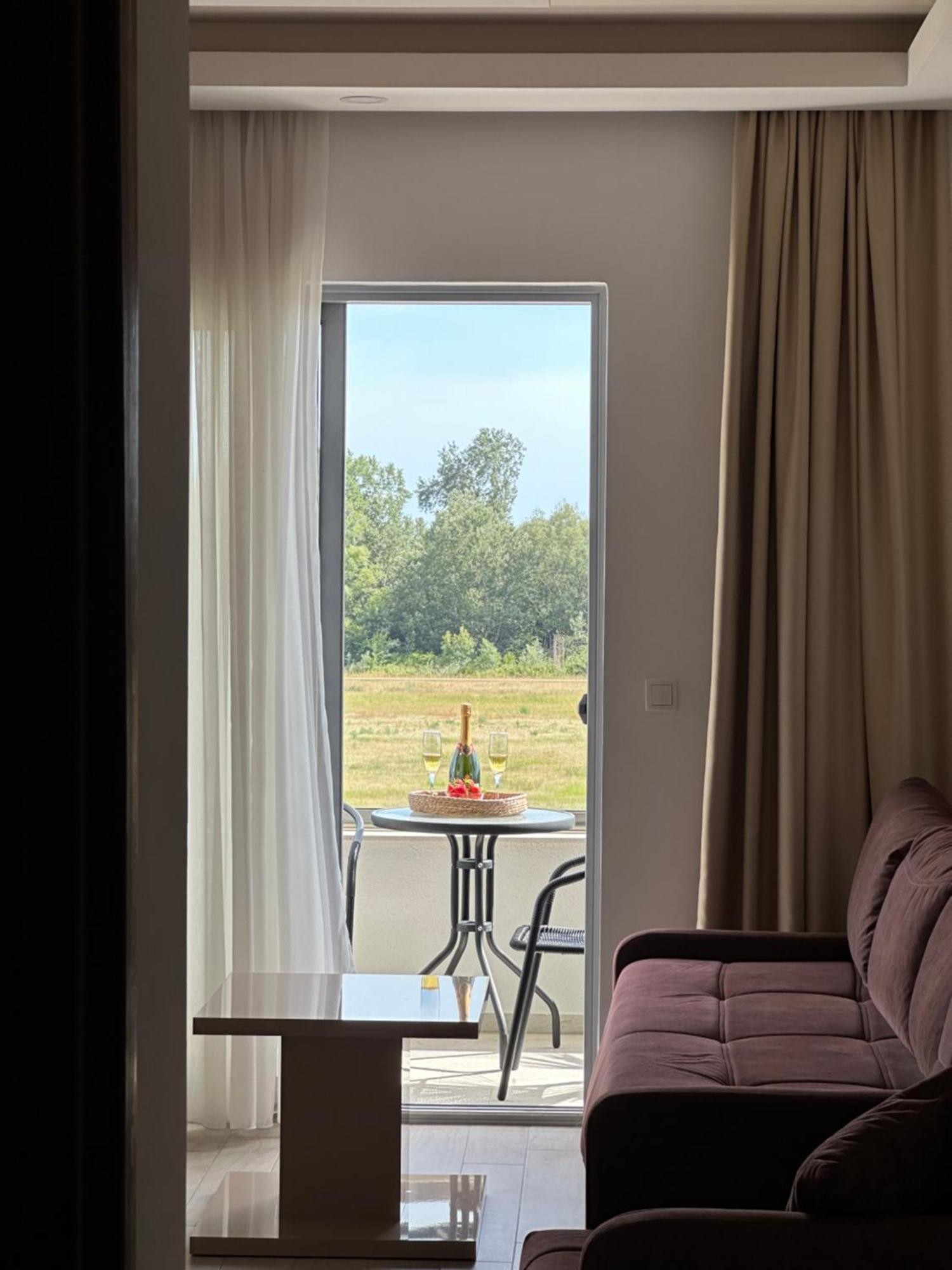 Heaven Lux Ulcinj Otel Dış mekan fotoğraf